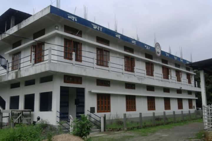 Kamarbandha College campus in Golaghat, Assam, India — photo 1