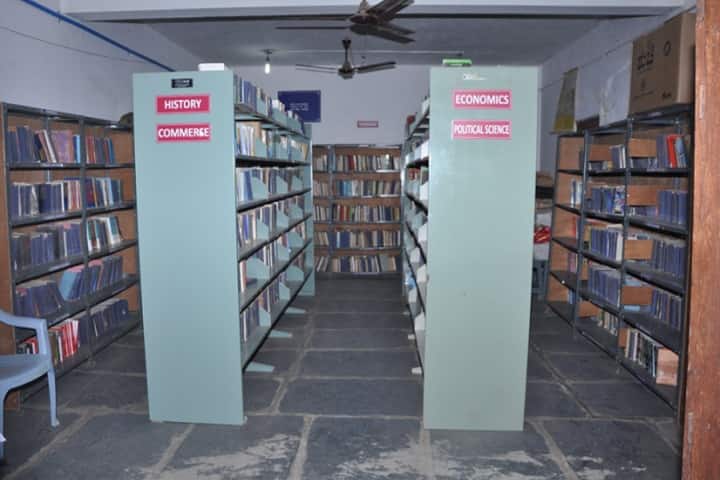 Acharya First Grade College for Women campus in Gauribidanur, Karnataka, India — photo 2
