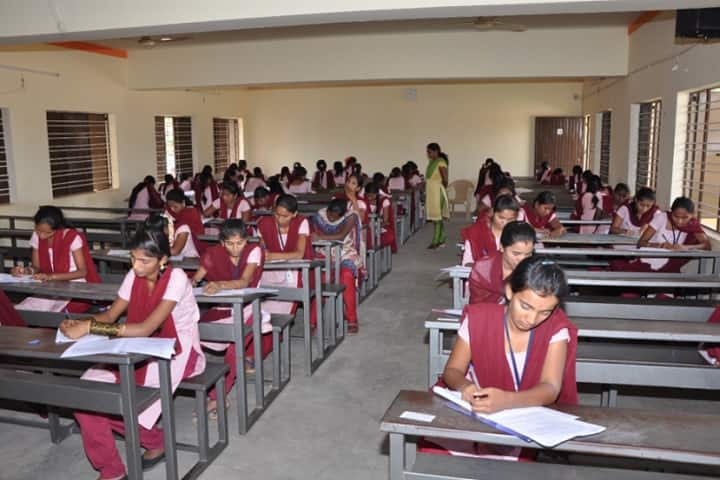 Acharya First Grade College for Women campus in Gauribidanur, Karnataka, India — photo 4