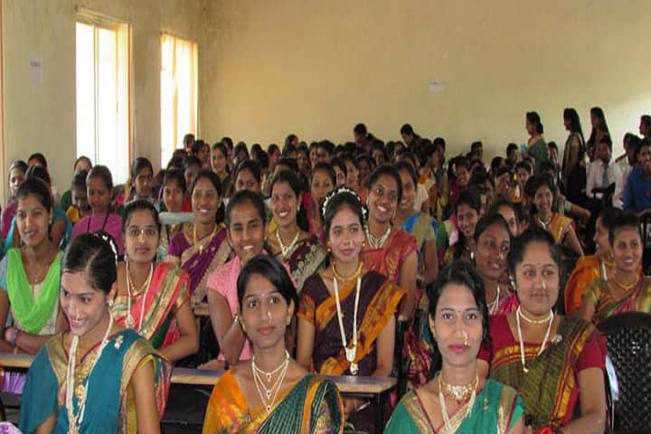 Maratha Mandal's Arts and Commerce College campus in Khanapur, Karnataka, India — photo 3
