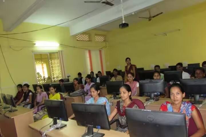 Maratha Mandal's Arts and Commerce College campus in Khanapur, Karnataka, India — photo 6