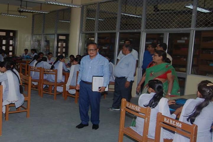 Ramkishan Jugalkishor Barasia PG College campus in Bhiwani, Haryana, India — photo 5