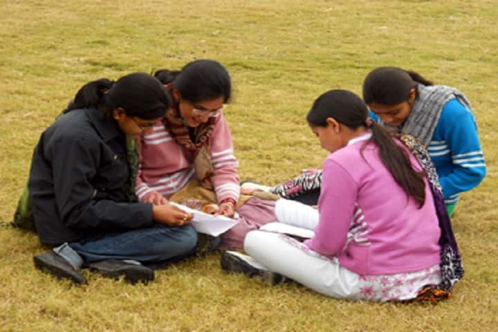 Suraj College of Education campus in Mahendragarh, Haryana, India — photo 4