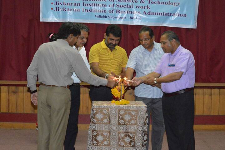 Jivkaran Institute of Social Work campus in Anand, Gujarat, India — photo 4