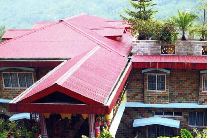 Damber Singh College campus in Tadong, Sikkim, India — photo 1