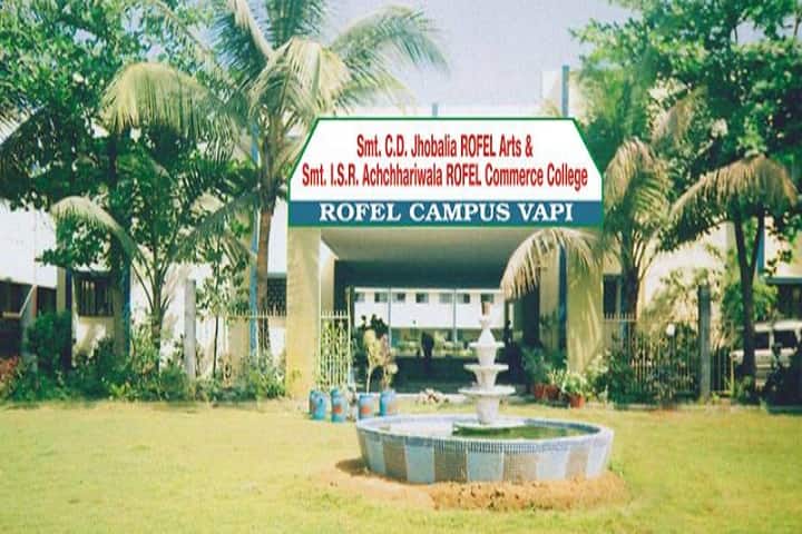 Smt CD Jhobalia Rofel Arts and Smt ISR Achchhariwala Rofel Commerce College, Vapi campus in Vapi, Gujarat, India