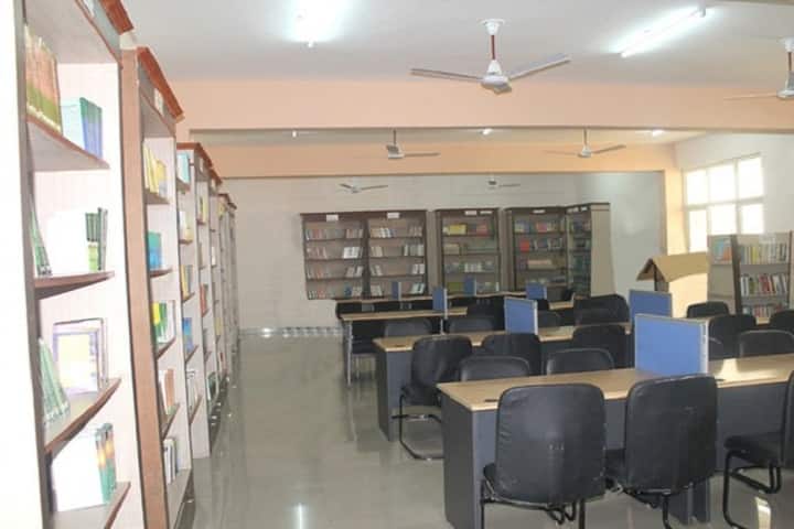 Teerthanker KRD College campus in Gurgaon, Haryana, India — photo 2