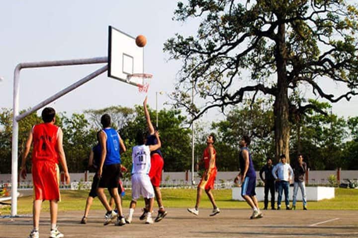 Teerthanker KRD College campus in Gurgaon, Haryana, India — photo 3