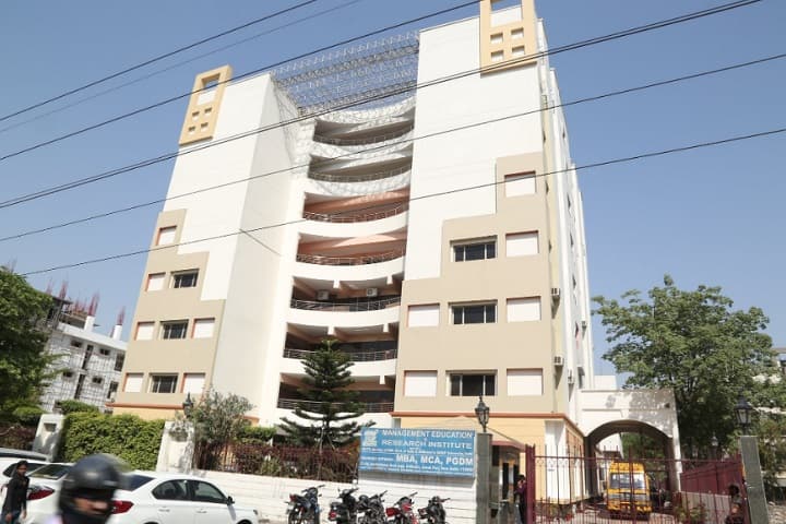 MERI Professional and Law Institute campus in Bahadurgarh, Haryana, India — photo 1
