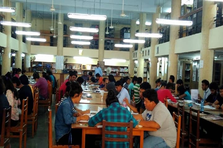 St Andrew's College of Arts Science and Commerce campus in Mumbai, Maharashtra, India — photo 6