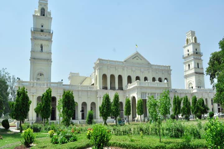 Government Mohindra College campus in Patiala, Punjab, India — photo 1
