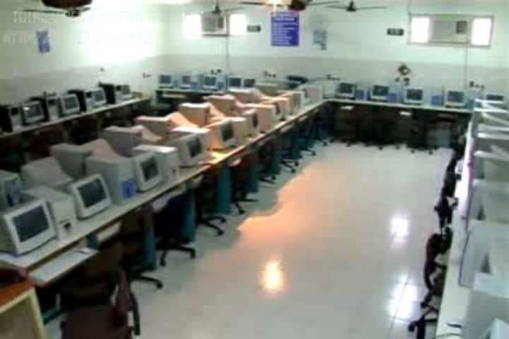 Pragati Mahavidyalaya campus in Hyderabad, Telangana, India — photo 1