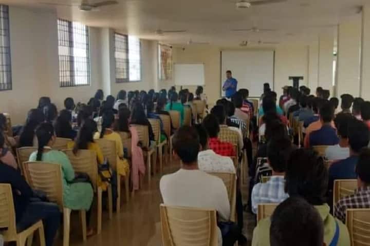 Vidyavahini First Grade College campus in Tumkur, Karnataka, India — photo 4