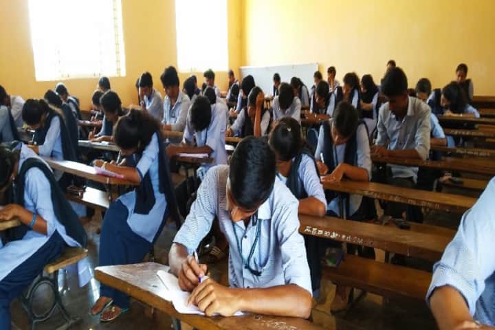 Government First Grade College campus in Shivamogga, Karnataka, India — photo 6