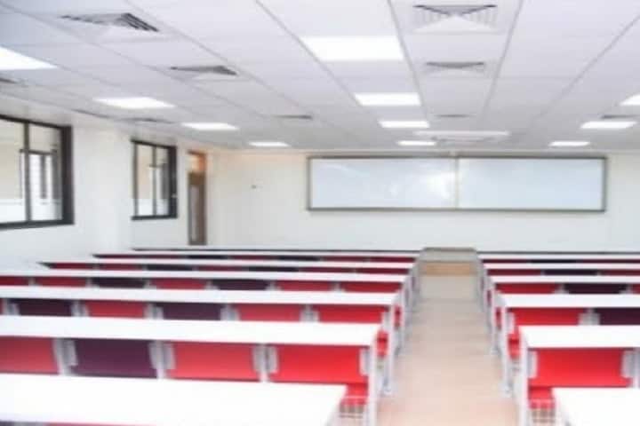 DVS College of Arts and Science campus in Shivamogga, Karnataka, India — photo 4