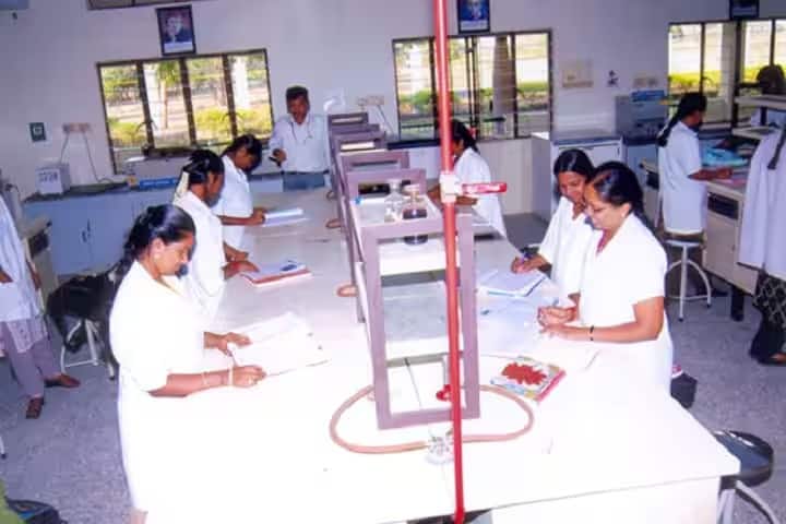 Adhiparasakthi College of Arts and Science campus in Vellore, Tamil Nadu, India — photo 6