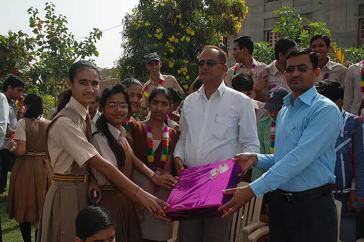 Gayatri Mahavidyalaya campus in Sanchore, Rajasthan, India — photo 5