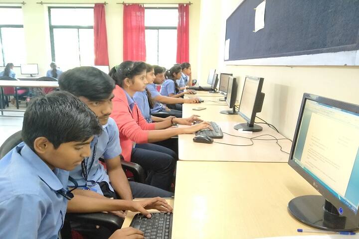 Marathwada Mitra Mandal Polytechnic campus in Pune, Maharashtra, India — photo 6