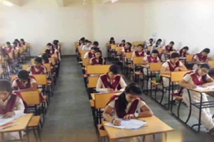 Sant Hirdaram Girls College campus in Bhopal, Madhya Pradesh, India — photo 2