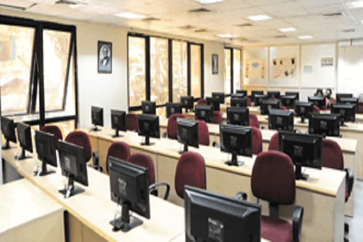 Sri Bhagwan Mahaweer Jain College campus in Bangalore, Karnataka, India — photo 4