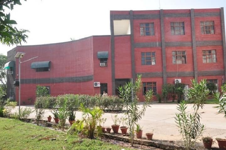 Kailash Institute of Health and Medical Sciences College of Nursing campus in Panchkula, Haryana, India — photo 1