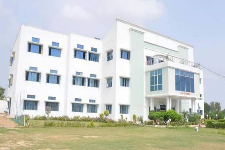 Tagore Post Graduate College of Education campus in Bhiwani, Haryana, India — photo 2