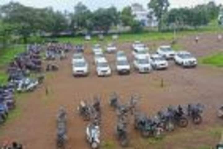 Devchand College campus in Kolhapur, Maharashtra, India — photo 5