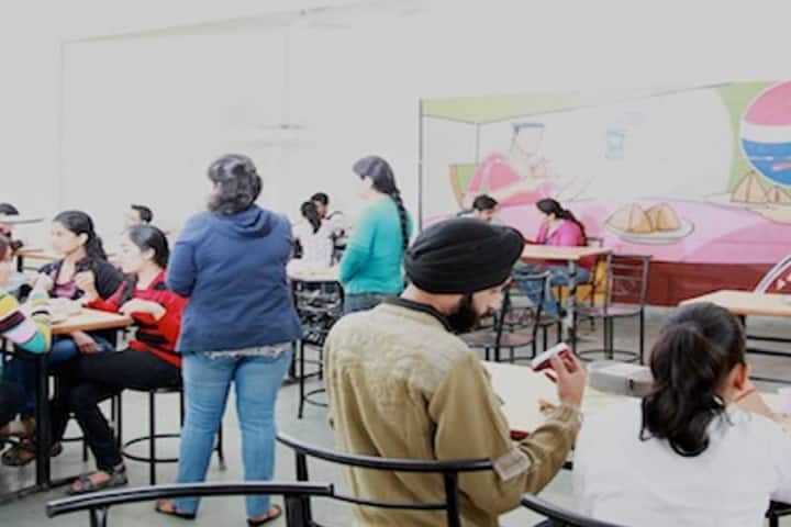 Guru Nanak Institute of Management campus in New Delhi, Delhi, India — photo 3