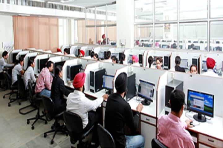 Guru Nanak Institute of Management campus in New Delhi, Delhi, India — photo 6