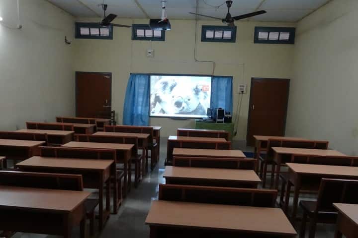 Jagiroad College campus in Morigaon, Assam, India — photo 4