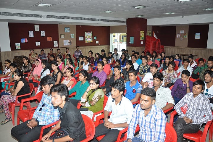 Annie Besant College campus in Indore, Madhya Pradesh, India — photo 2