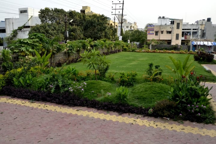 KK Vigyan and Vyavsaik Adhyayan Mahavidyalaya campus in Indore, Madhya Pradesh, India — photo 2