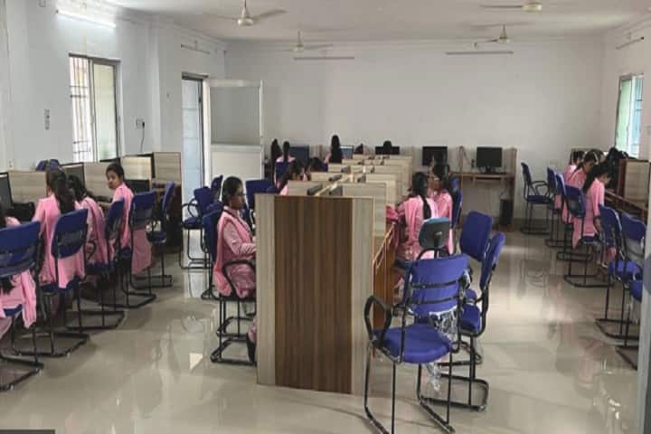 SBR Government Autonomous Women's College campus in Brahmapur, Odisha, India — photo 3