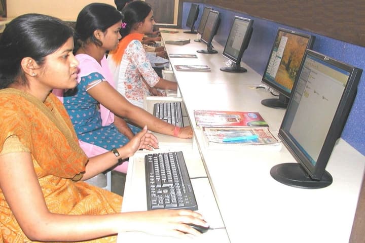 Vidyasagar College campus in Indore, Madhya Pradesh, India — photo 2