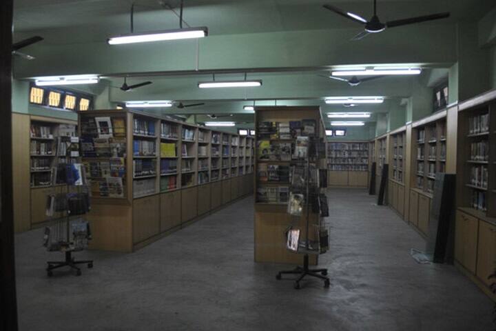 KC Das Commerce College campus in Guwahati, Assam, India — photo 5