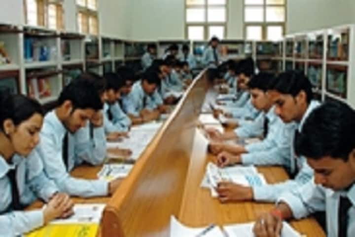 Vinayak Institute of Management campus in Karnal, Haryana, India — photo 2
