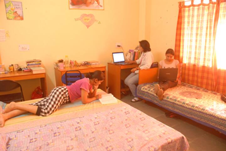 KNS World Management College campus in Gurgaon, Haryana, India — photo 4