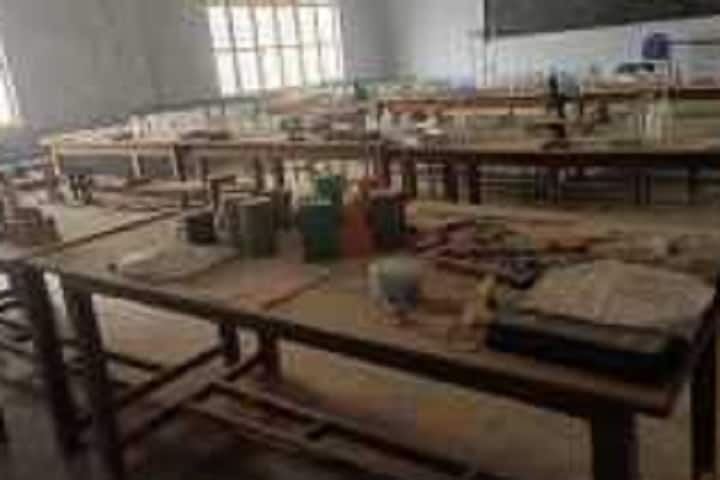 Saraswati Mahavidyalaya campus in Etawah, Uttar Pradesh, India — photo 2