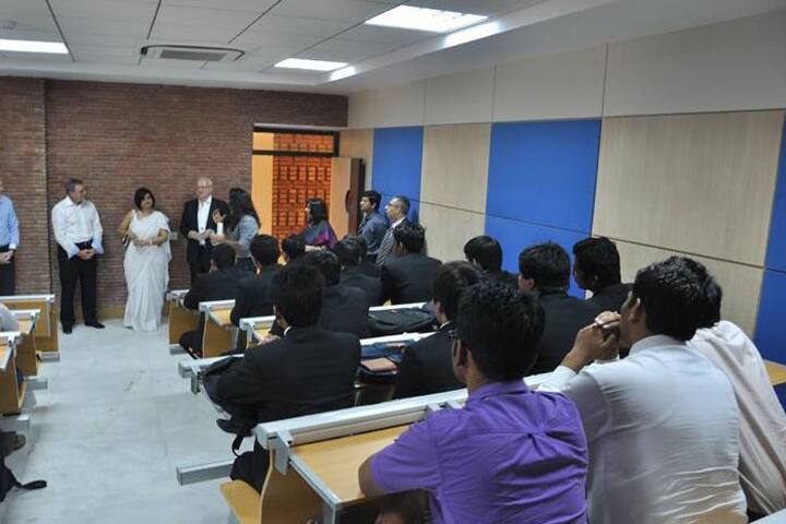 IIMT School of Management campus in Gurgaon, Haryana, India — photo 3