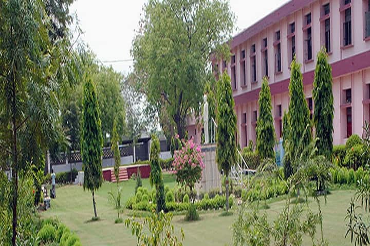Kishan Lal Public College campus in Rewari, Haryana, India — photo 1
