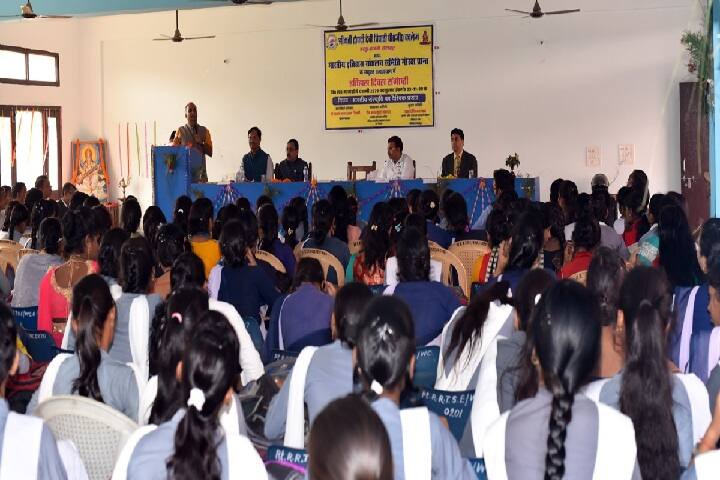 Smt Draupadi Devi Tripathi PG College campus in Gorakhpur, Uttar Pradesh, India — photo 6