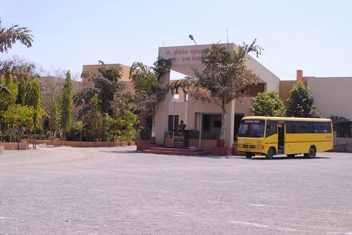 Mahila Arts campus in Jetpur, Gujarat, India — photo 1