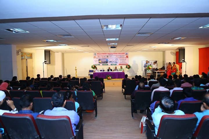 Malla Reddy Deemed to be University campus in Secunderabad, Telangana, India — photo 2