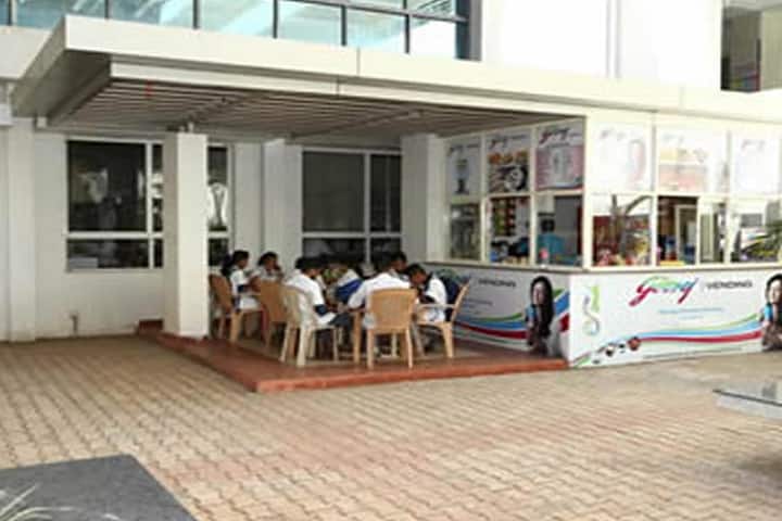 KLE's Institute of Nursing Sciences campus in Belgaum, Karnataka, India — photo 1