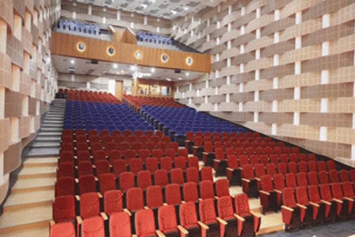 KLE's Institute of Nursing Sciences campus in Belgaum, Karnataka, India — photo 5