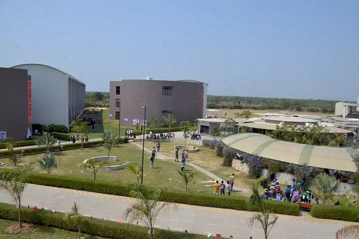 Neotech Institute of Technology campus in Vadodara, Gujarat, India — photo 1