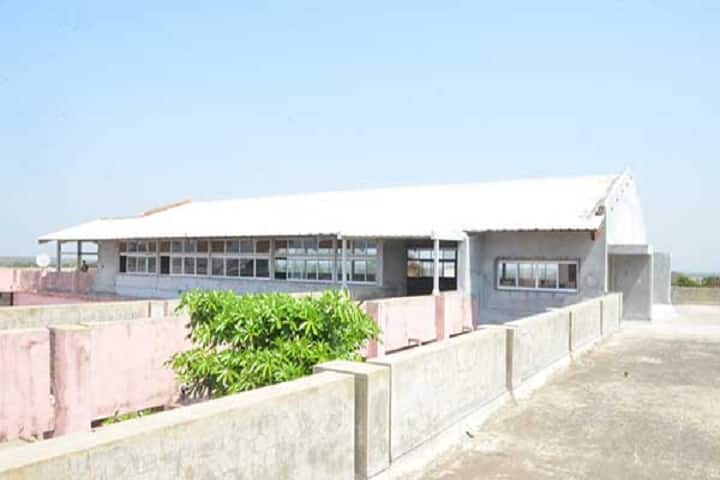 Navjivan Arts and Commerce College campus in Jhalod, Gujarat, India — photo 5