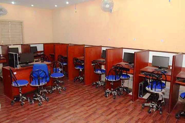 Navjivan Arts and Commerce College campus in Jhalod, Gujarat, India — photo 6
