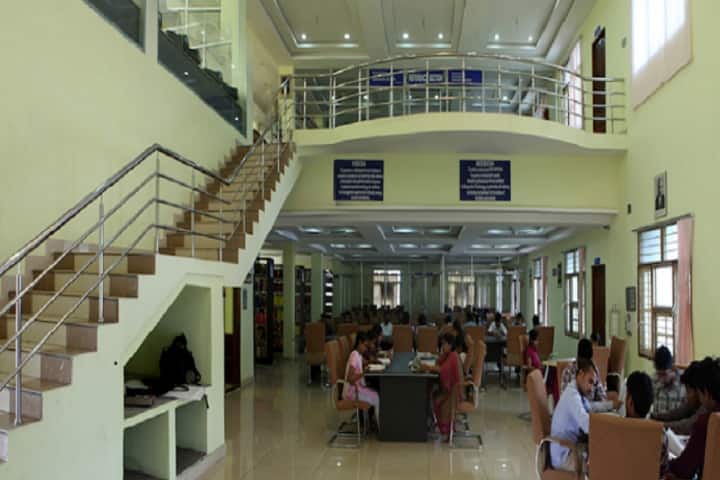 Bonam Venkata Chalamayya Engineering College campus in East Godavari, Andhra Pradesh, India — photo 4
