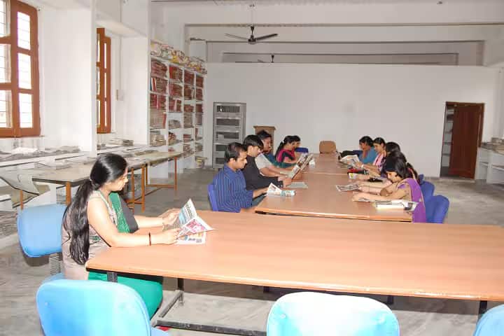 Babua Ji PG College campus in Deoria, Uttar Pradesh, India — photo 4